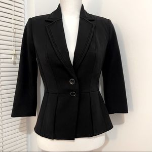White House Black Market black jacket blazer size 00